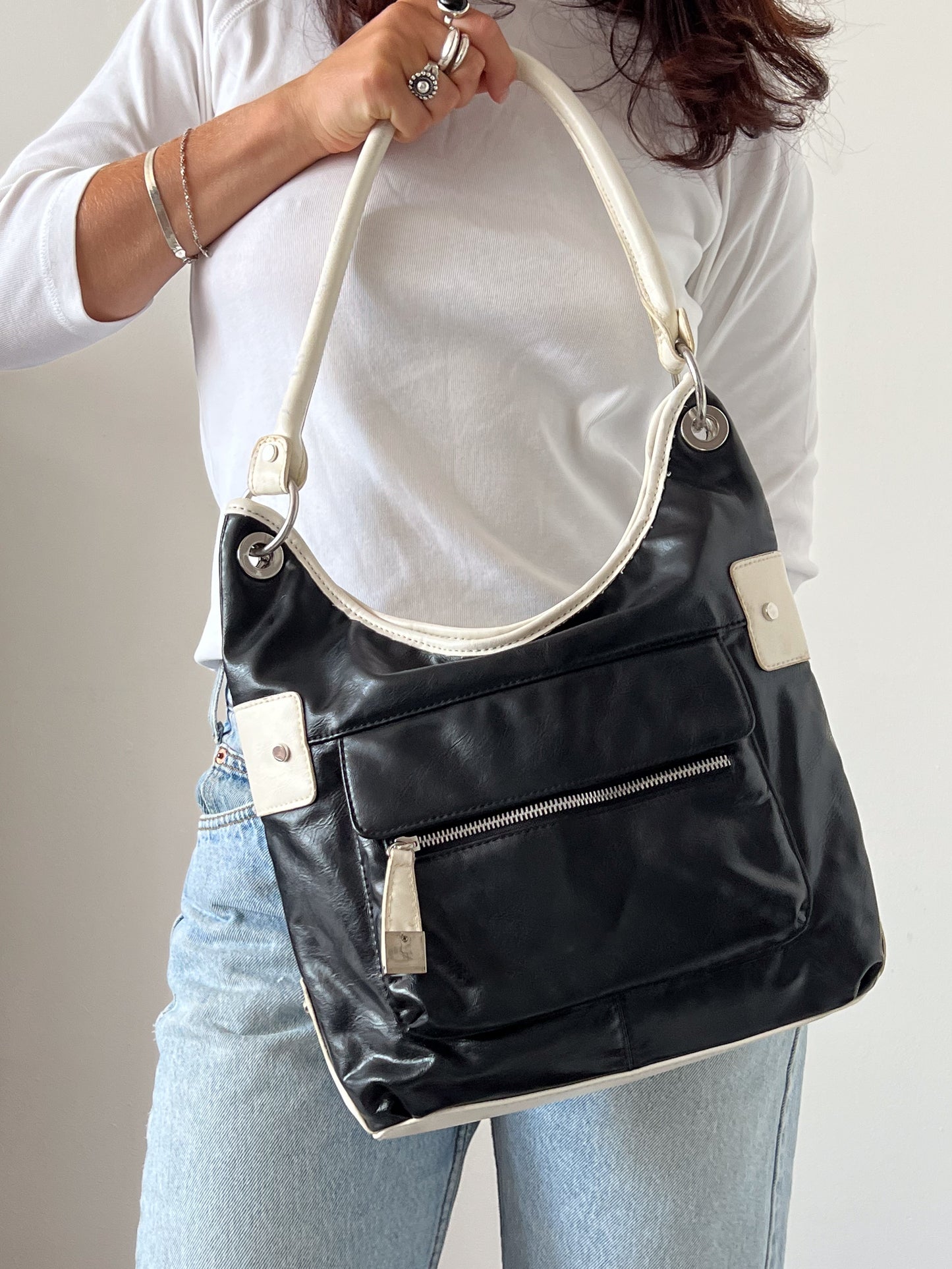 BLACK & WHITE BAG