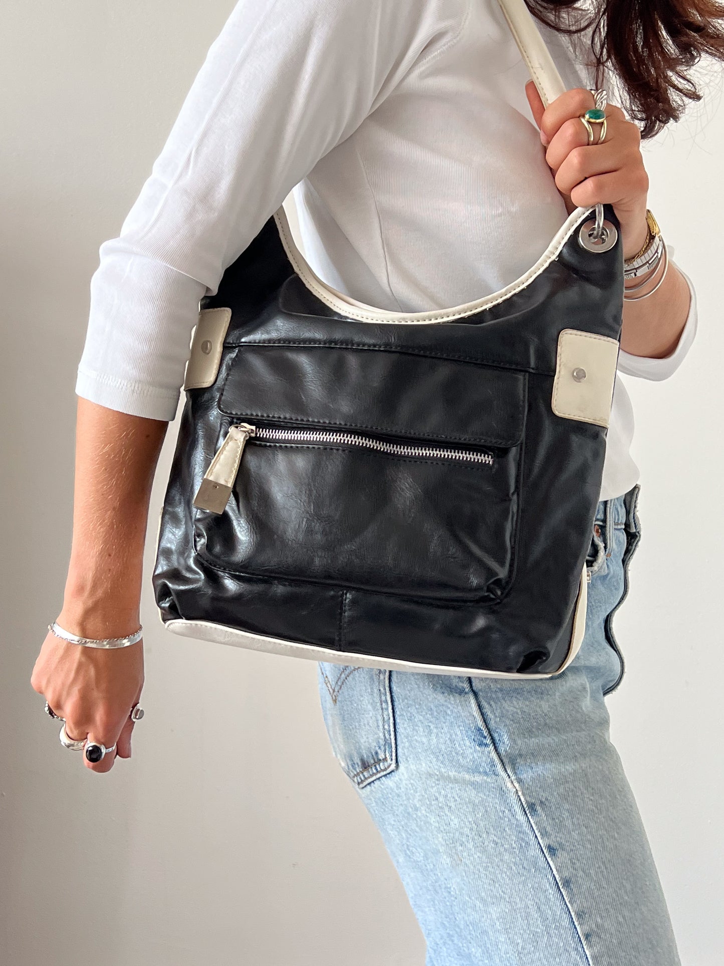 BLACK & WHITE BAG