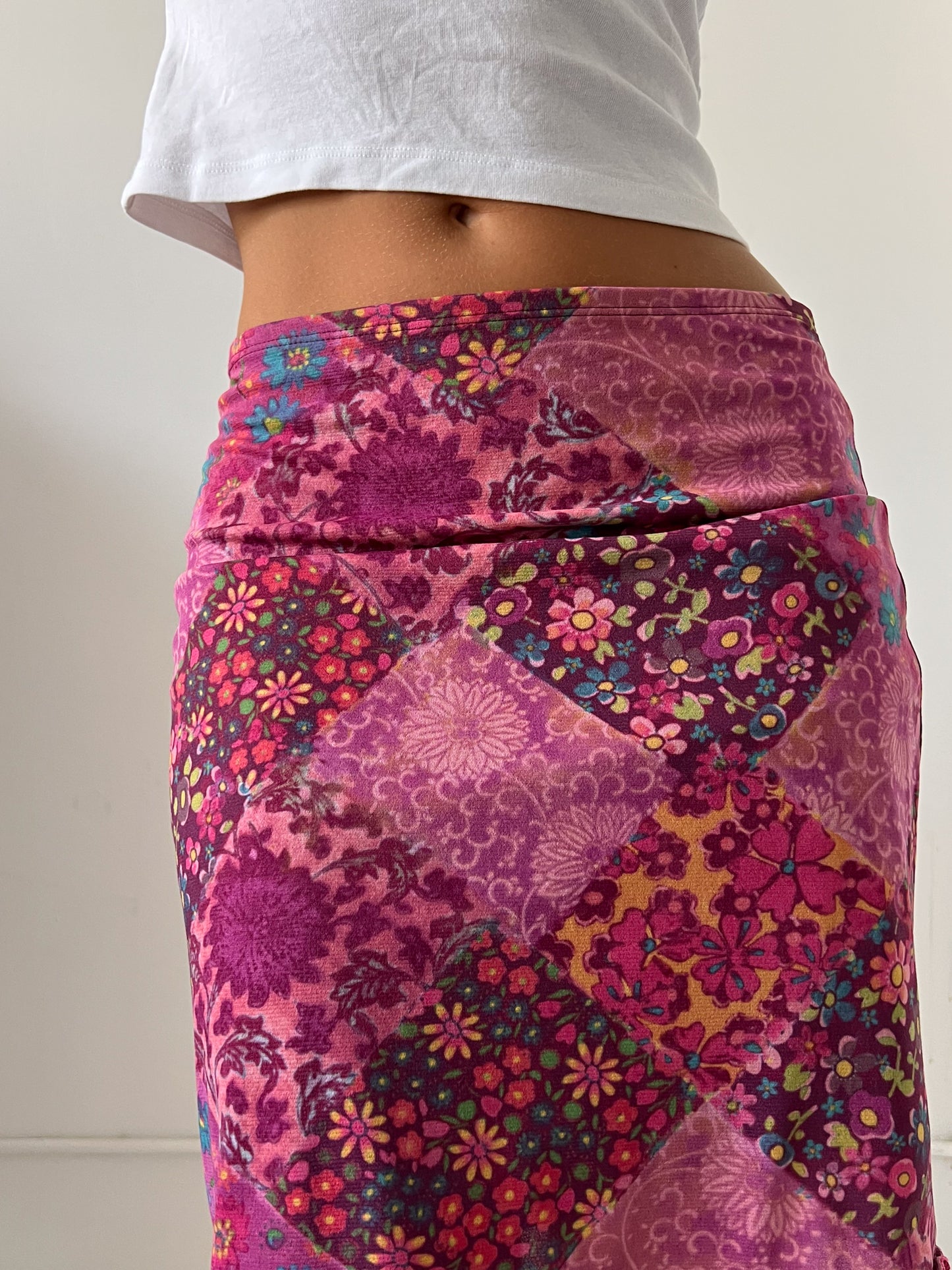 FLORAL MIDI SKIRT