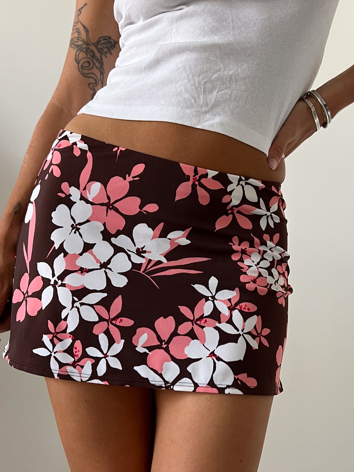 VICTORIA'S SECRET MINI SKIRT