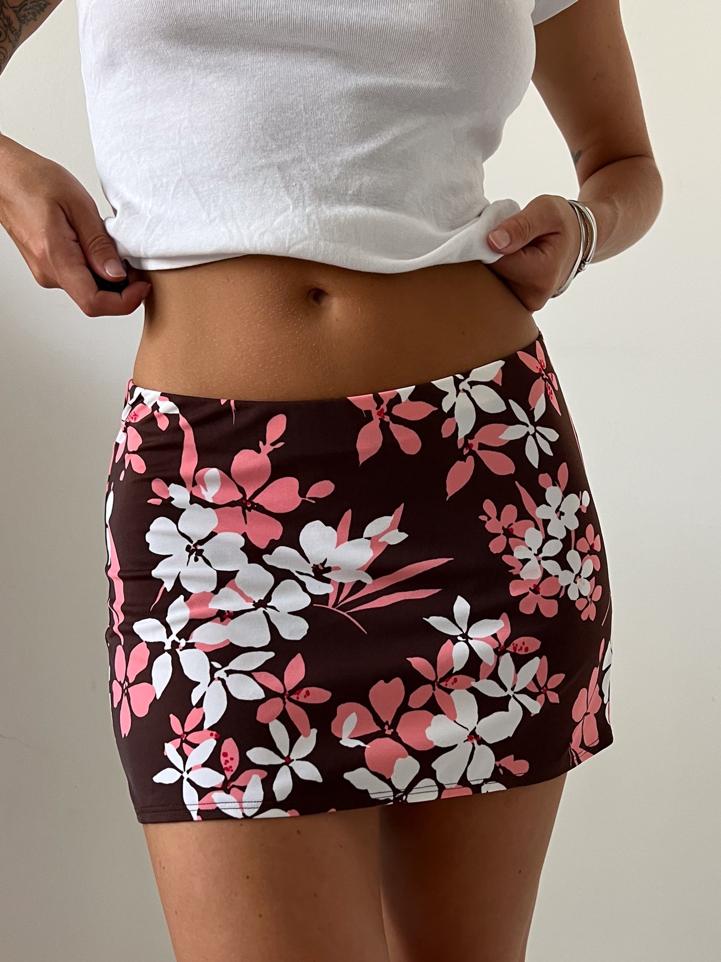 VICTORIA'S SECRET MINI SKIRT