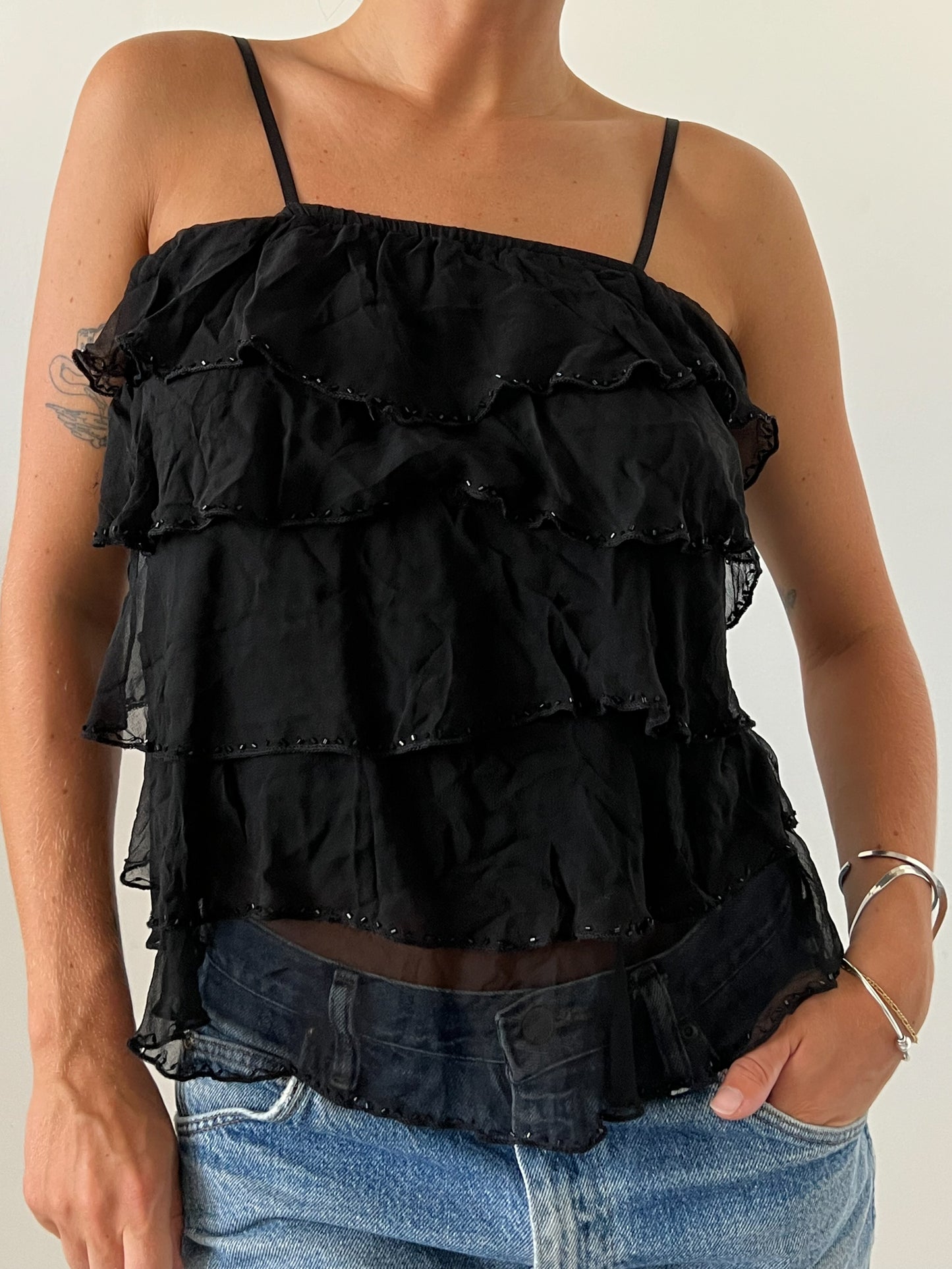 BLACK RUFFLE TANK
