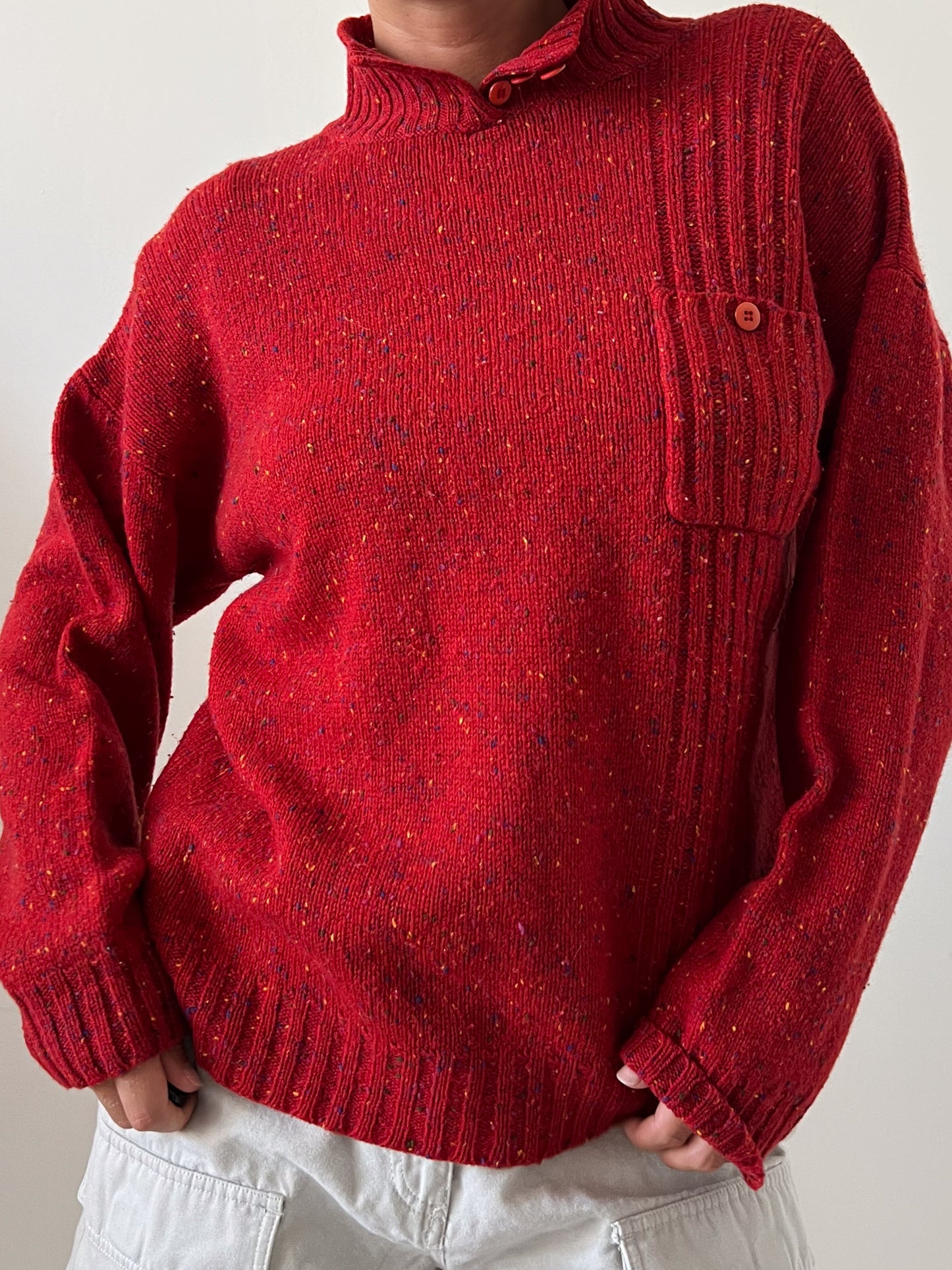 RED PULLOVER