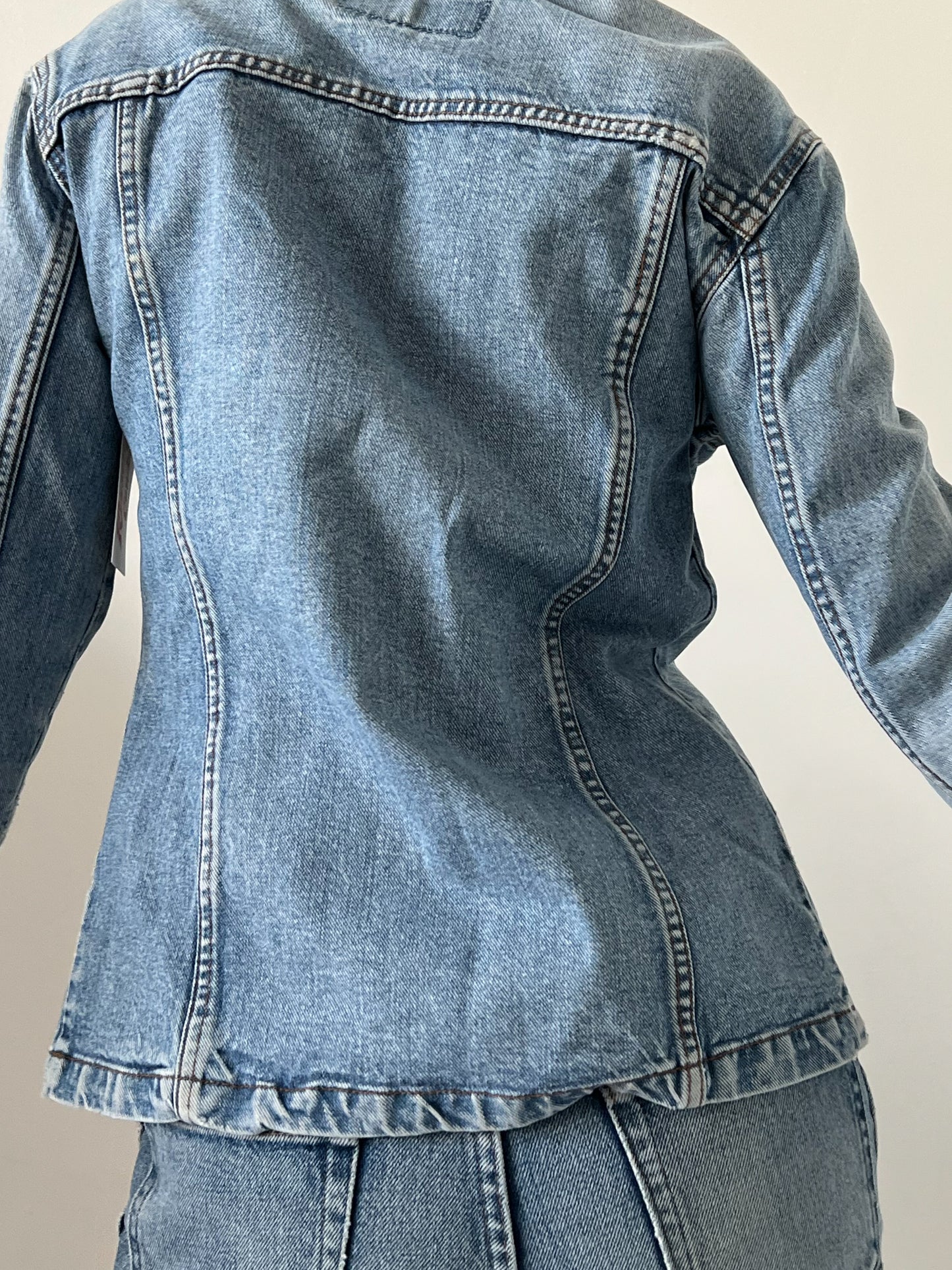 FIERY FITTED DENIM JACKET