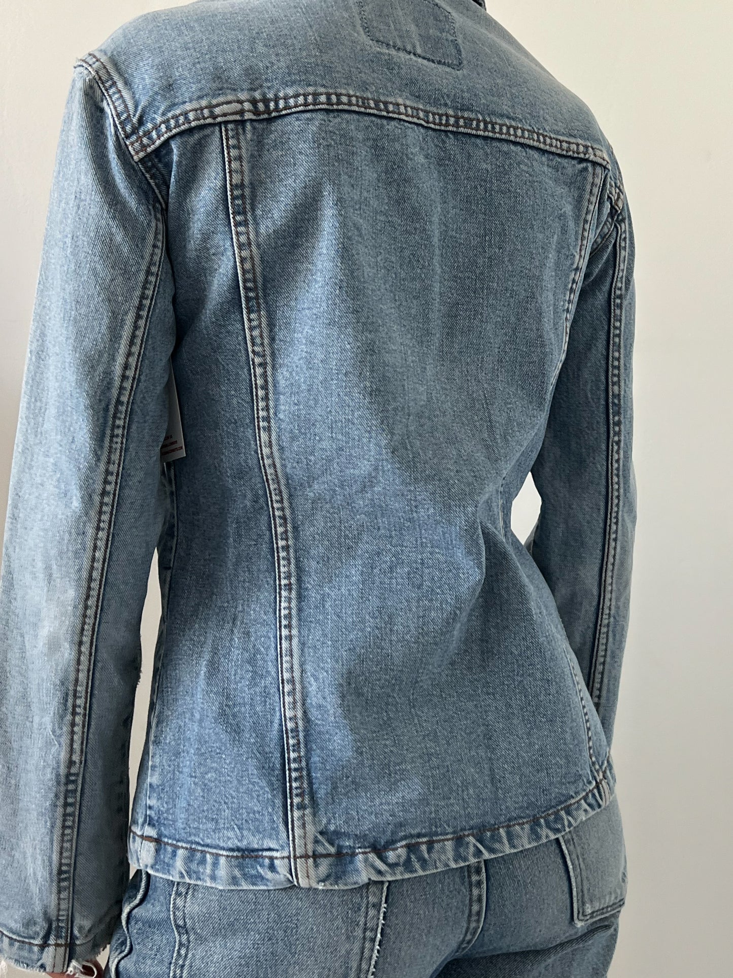 FIERY FITTED DENIM JACKET