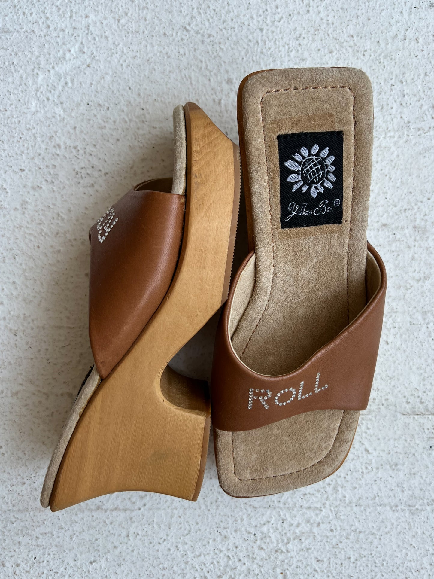 ROCK N ROLL PLATFORMS